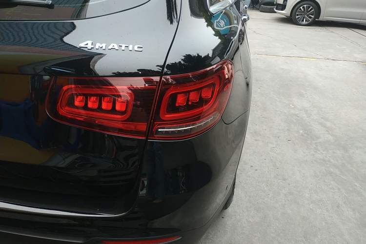 Used Mercedes-Benz GLC 2020 GLC 260 L 4MATIC Dynamic Model
