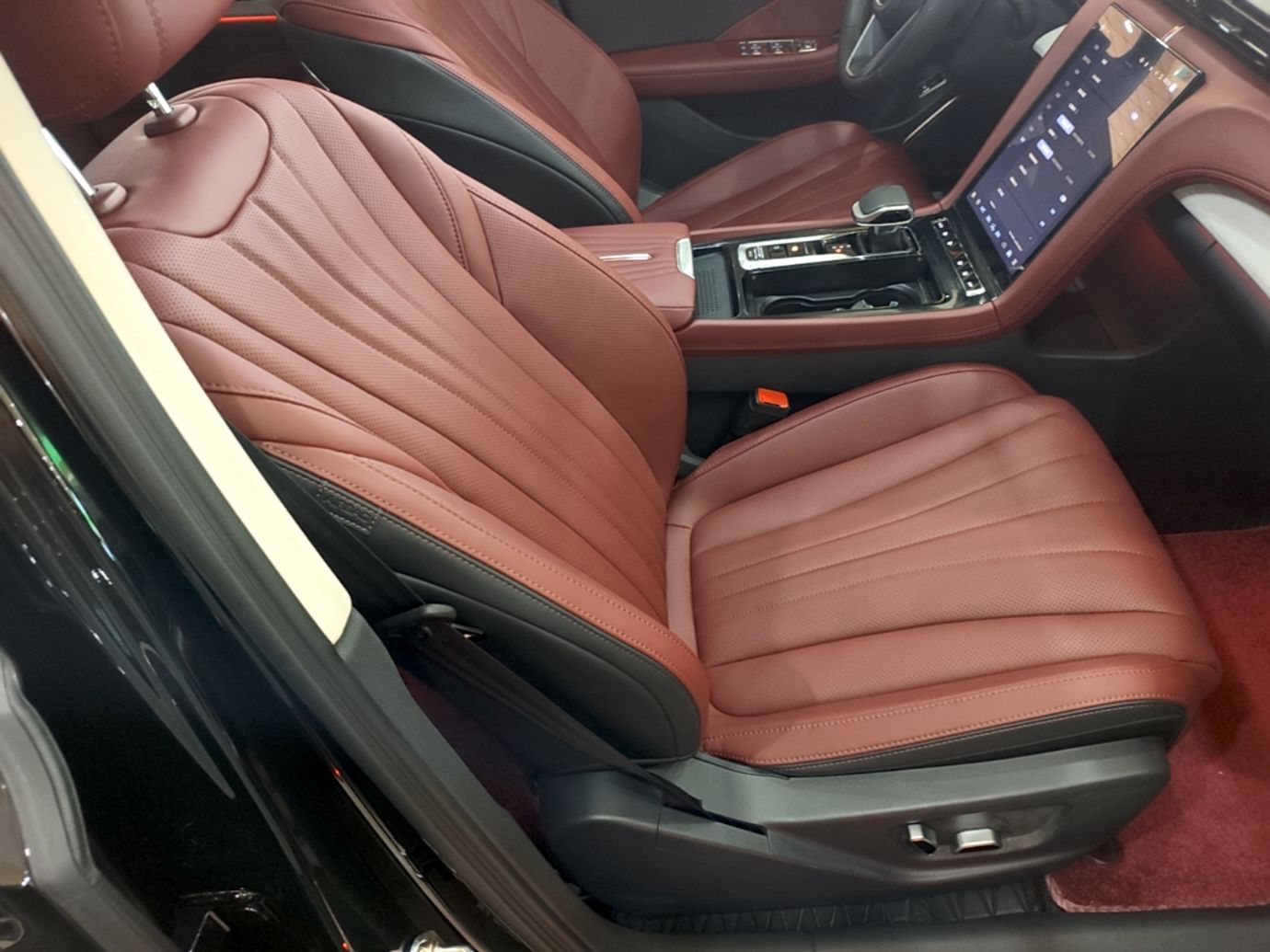 Hongqi H5 PHEV 2025 170 Super Hybrid Version — снимка 19