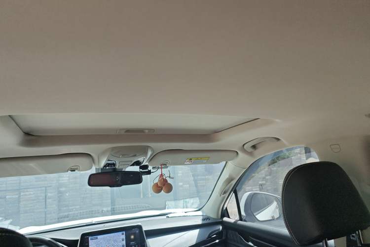 Used SAIC MAXUS D90 Pro 2021 2.0T Gasoline 4x4 Luxury Edition 7-Seater
