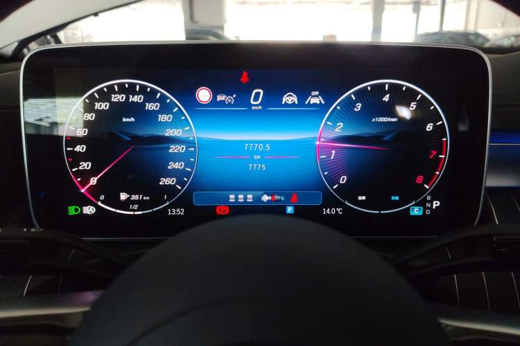 Used Mercedes-Benz C-Class 2025 C 260 L Obsidian Night Sport Edition
