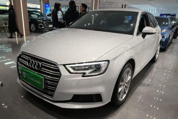 Used Audi A3 2018 30th Anniversary Edition Sportback 35 TFSI Ambition Model