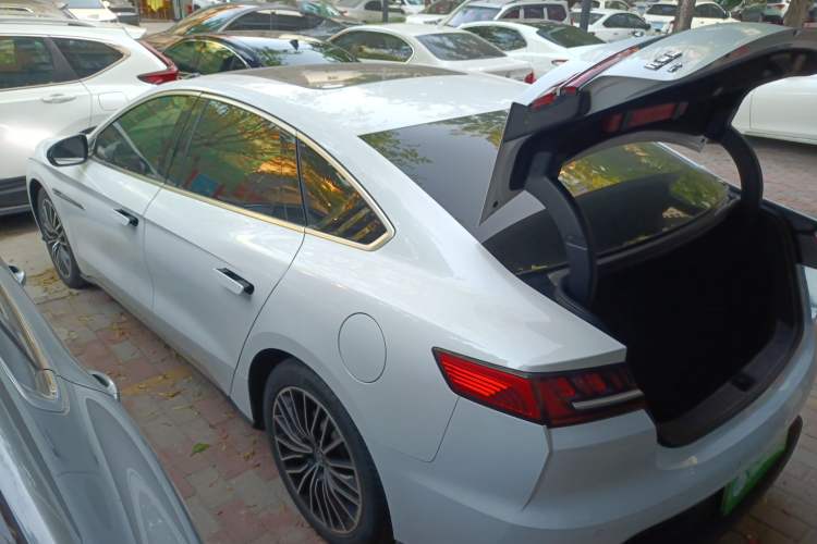 Used BYD Han 2020 EV Long-Range Luxury Model
