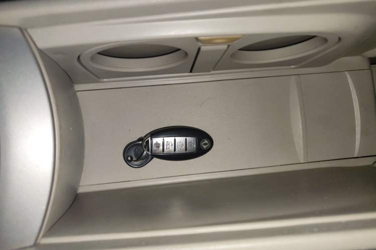 Used Dongfeng Aeolus A60 2014 1.6L Automatic Luxury Model