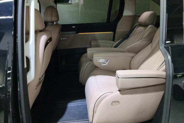 Used XPeng X9 2024 640 All-Wheel Drive High-Performance Max