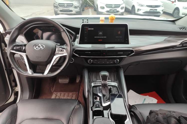 Used SAIC MAXUS D90 2017 2.0T Automatic Two-Wheel Drive - Uranus