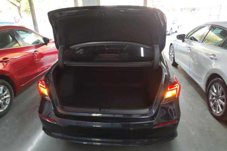 Used Honda Civic 2022 240TURBO CVT Dynamic Edition