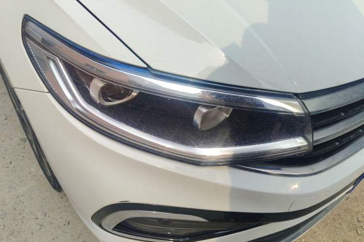 Used Volkswagen Bora 2023 280TSI DSG Prestige Edition Right Front Headlight