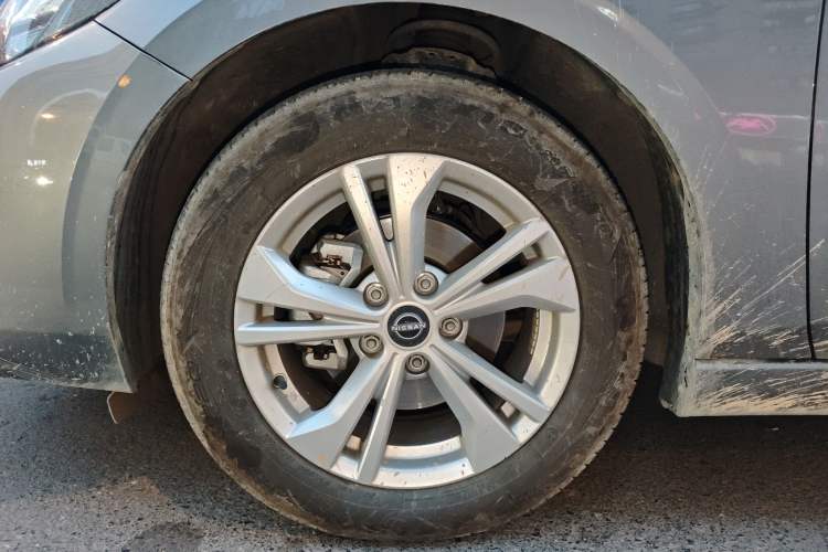 Used Nissan Sylphy 2026 Model 1.6L CVT Genuine Edition
