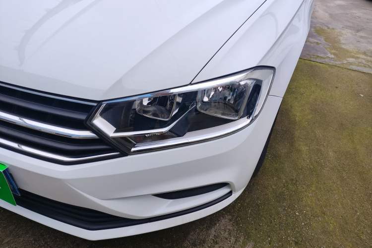 Used Volkswagen Bora 2018 1.5L Automatic Fashion Model Left Front Headlight