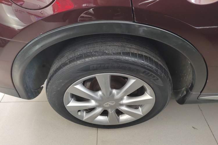 Used Infiniti QX50 2015 2.5L Comfort Edition Exterior 5