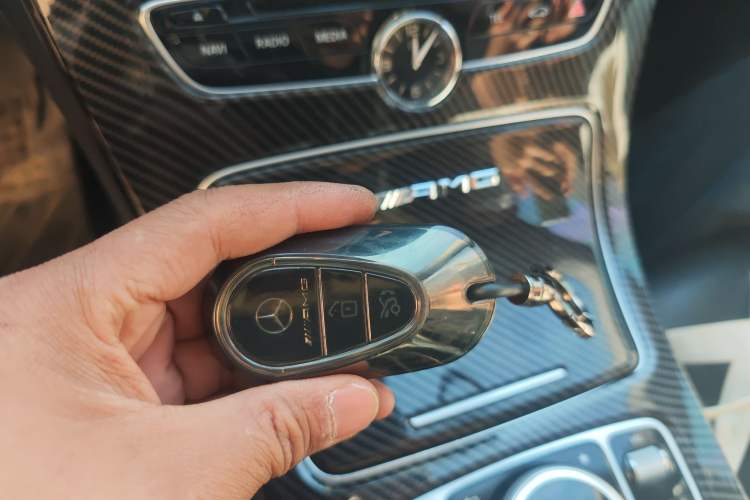 Used Mercedes-Benz C-Class 2018 C 200 L Sport Edition Vehicle Key
