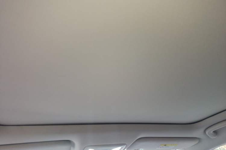 Used CHANGAN UNI-T 2020 1.5T Prestige Version
