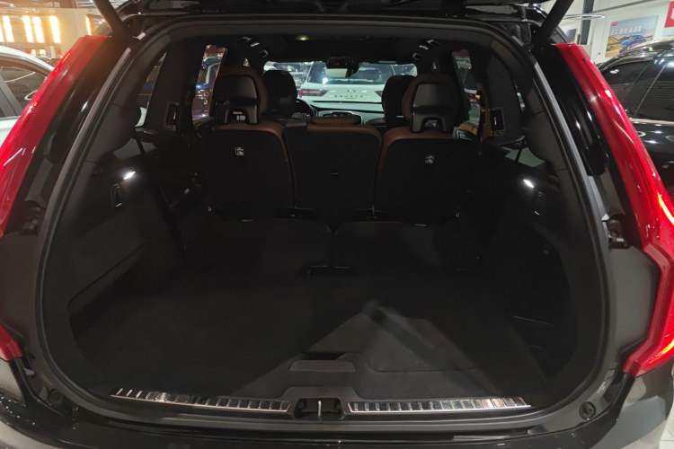 Used Volvo XC90 2022 B6 Zhiyi Luxury Edition 7-Seater
