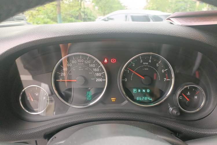 Used Jeep Wrangler 2015 3.6L Rubicon Four-Door Comfort Edition
