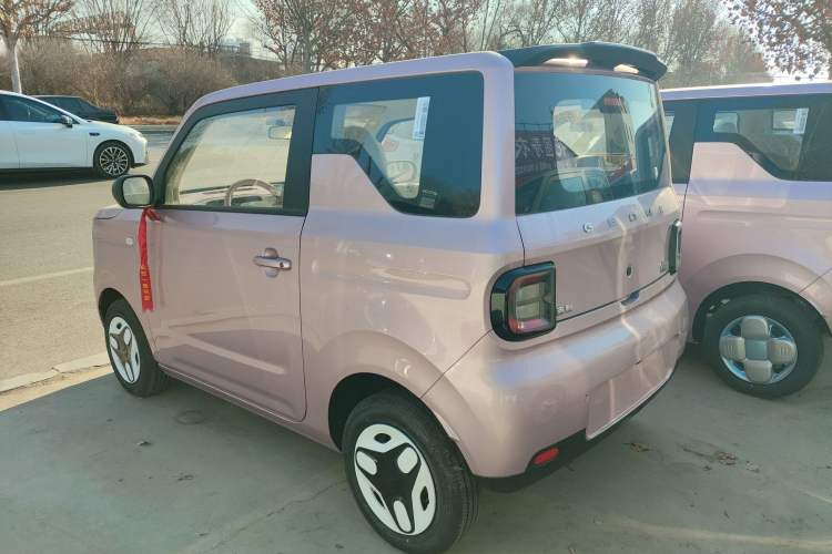 Used Geely Galaxy Panda 2025 210 km – Yuanqi Bear
