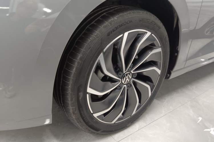 Used Volkswagen Golf 2024 280TSI DSG Pro 50th Anniversary Edition
