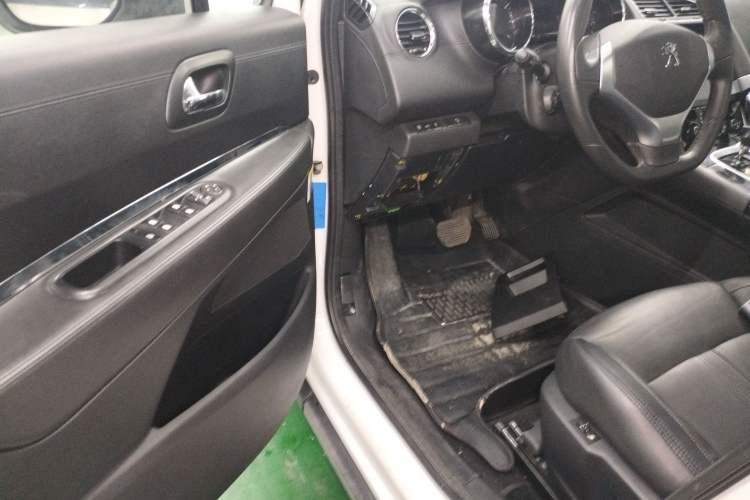 Used Peugeot 3008 2015 1.6THP Automatic Trend Edition