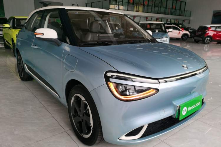 Used Dongfeng NAMMI 01 2024 430 Plus Smart+ Front Right 45 Deg