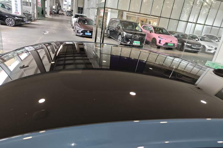 Used Volvo C40 2024 Long-Range PRO Version