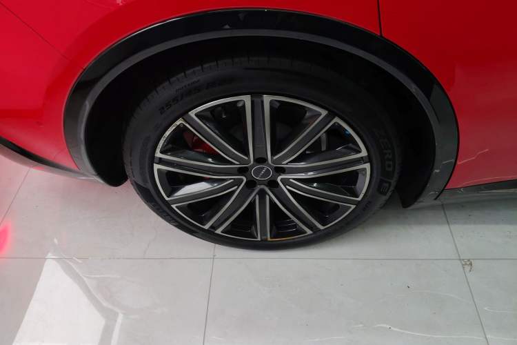 Used Hima Luxeed R7 2024 All-Electric 736 km Ultra Right Rear Wheel Hub