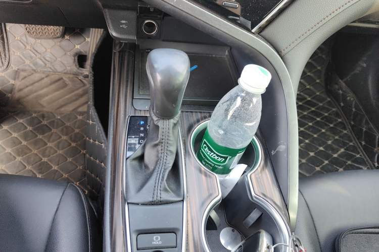 Used Toyota Camry 2019 2.0G Luxury Edition China V Standard
