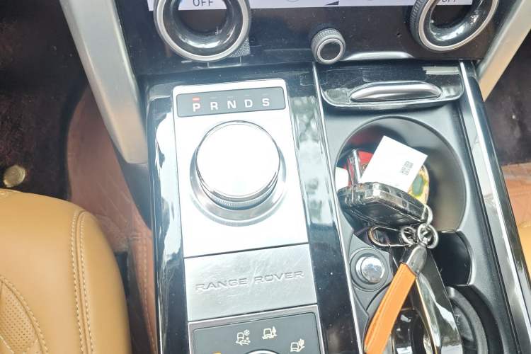 Used Land Rover Range Rover 2016 3.0 SC V6 Vogue Extended Version