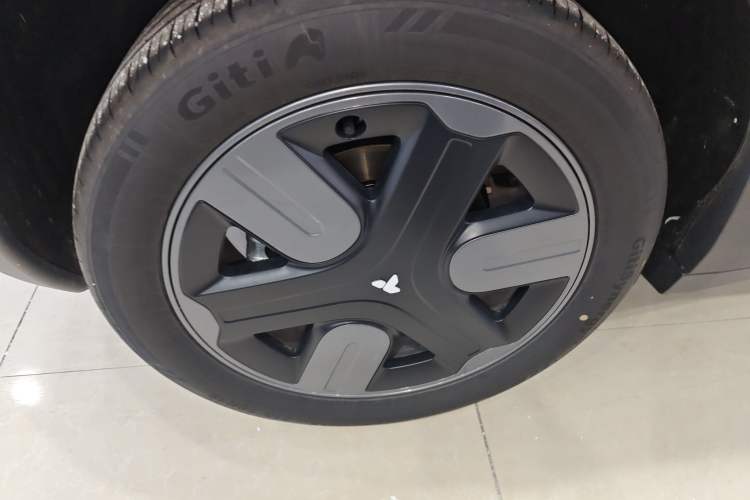 Used firefly firefly 2025 Free Edition