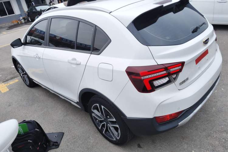 Used Geely Auto Vision S1 2019 Upgraded Model 1.5L Manual Elite Version
