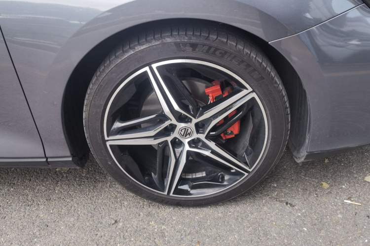 Used MG 7 2023 2.0T Automatic Trophy+ Ignition Glory Edition