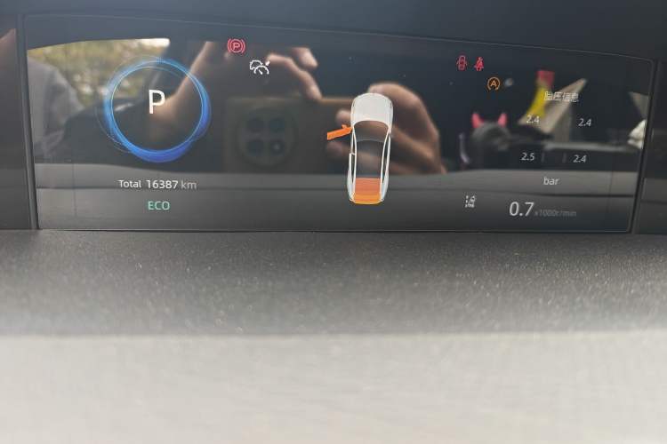 Used CHANGAN UNI-V 2023 1.5T Prestige Model
