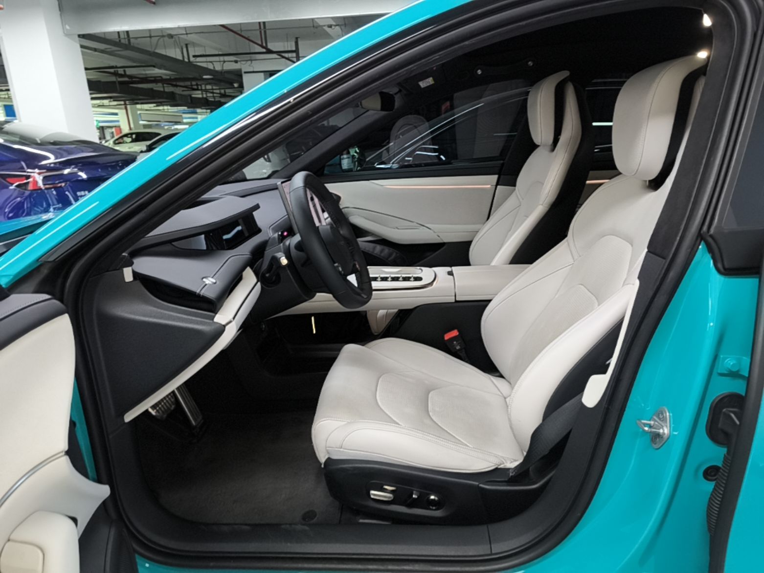 Xiaomi Auto SU7 2024 Four-Wheel Drive Ultra-Long Range Advanced Intelligent Driving Max Edition — снимка 19