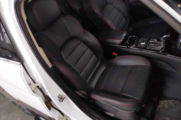 Used BAIC Off-Road BJ20 2016 1.5T CVT Luxury Model Right Front Seat