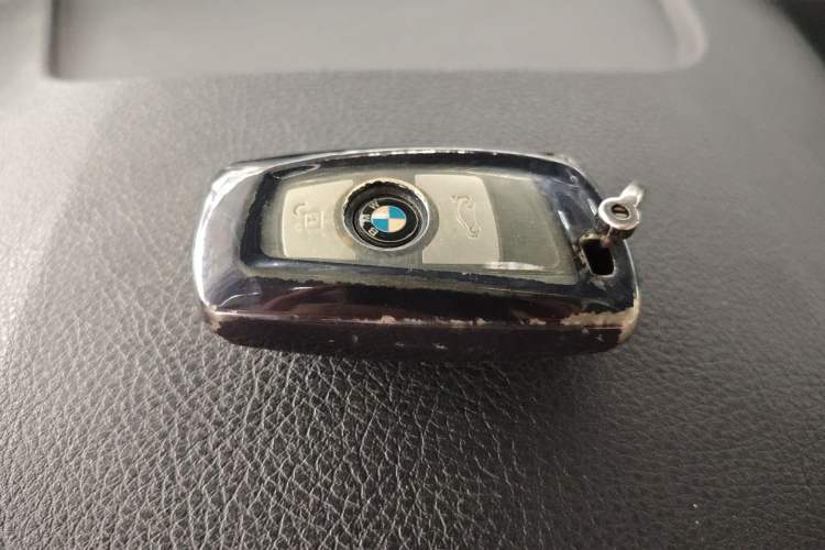 Used BMW 3 Series 2015 320Li Luxury Edition Fashion Model
