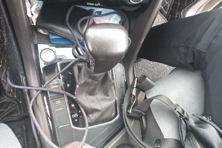 Used Volkswagen Tiguan L 2017 330TSI Automatic Two-Wheel Drive Luxury Edition