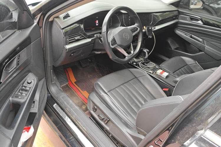 Used Volkswagen Passat 2022 330TSI Elite Edition Driver Seat