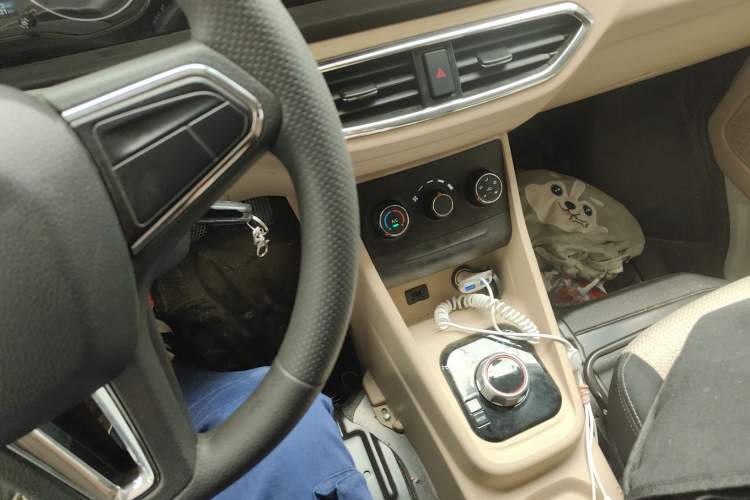 Used CHANGAN KUAYUE Xing V7 EV 2024 316 km Luxury Dual-Door Version 7 Seats