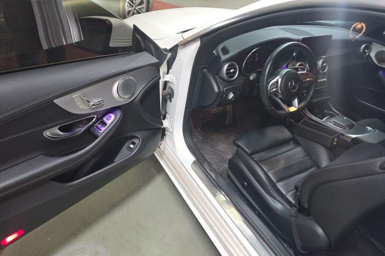 Used Mercedes-Benz C-Class 2020 C 260 Coupe Driver Seat