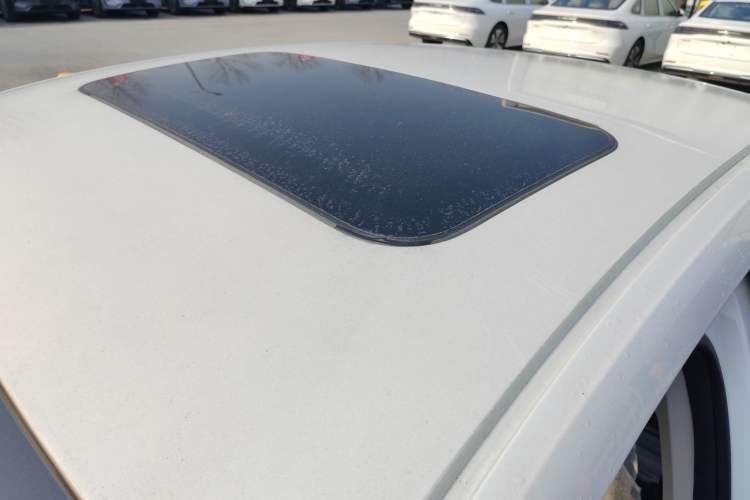 Used Geely Auto Emgrand 2026 Model 4th Generation 4 Millionth Anniversary Edition 1.5L CVT Feiyue Edition