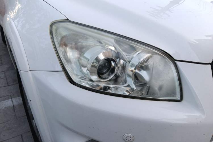 Used Toyota RAV4 2011 2.0L Automatic Luxury Edition
