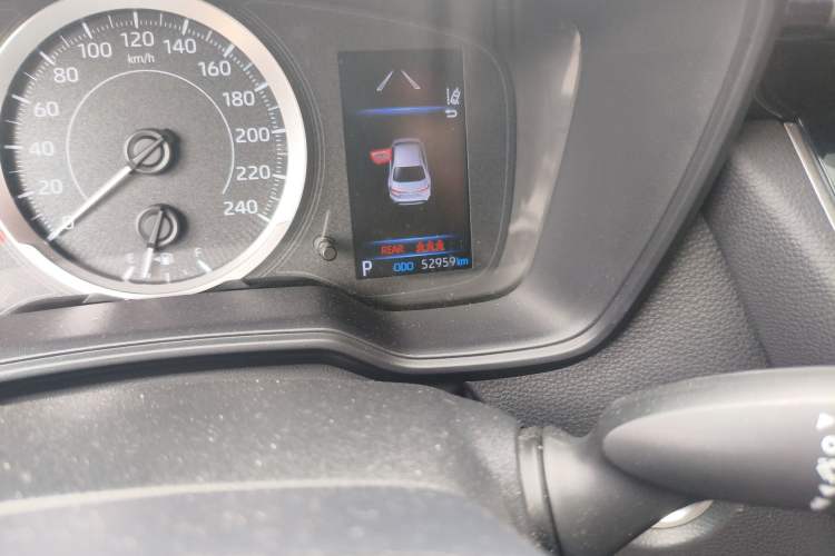 Used Toyota Levin 2021 185T CVT Luxury Edition
