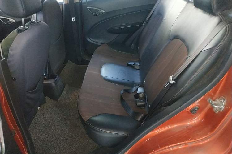 Used Chevrolet Sail 2013 Sedan 1.4L Manual - Youyi Happiness Edition