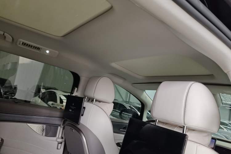 Used Denza D9 2022 DM-i 970 Four-Wheel Drive Prestige Model