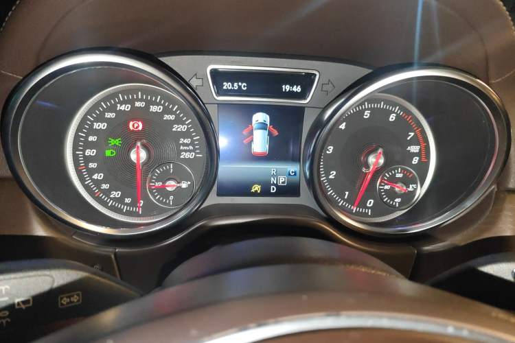 Used Mercedes-Benz GLE 2018 GLE 320 4MATIC Dynamic Edition Collector's Edition
