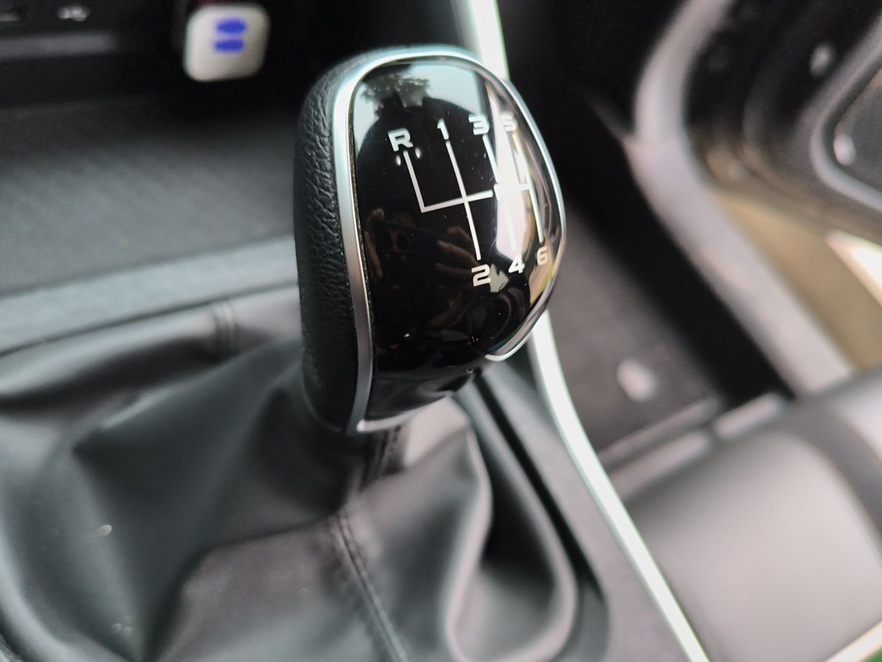 Geely Auto Coolray 2023 1.4T Manual Gold Edition — снимка 14