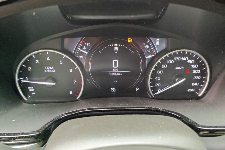 Used Cadillac XT5 2018 25T Luxury Model