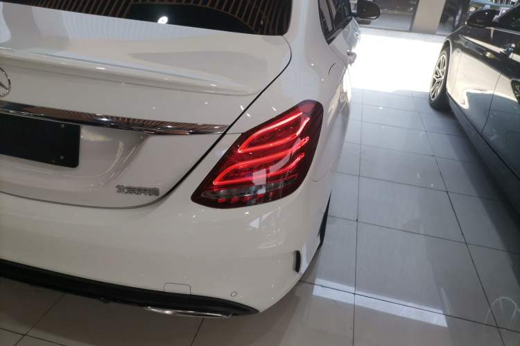 Used Mercedes-Benz C-Class 2017 Restyled C 200 Sport Edition