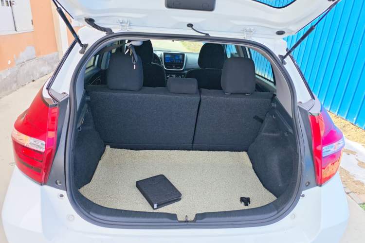 Used Toyota YARiS L Zhi Xuan 2016 Revised 1.5E CVT Charming Edition