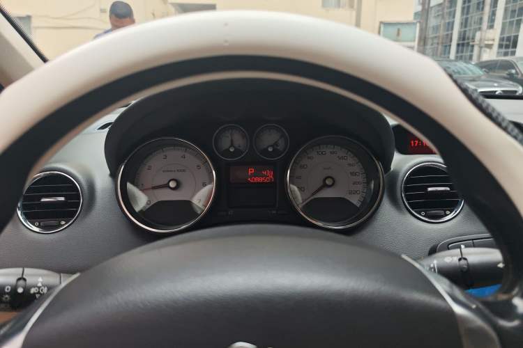 Used Peugeot 408 2013 2.0L Automatic Comfort Edition