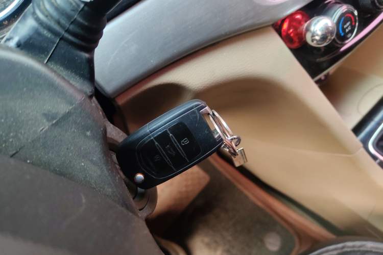 Used Baojun 730 2016 1.5L Manual Comfort Version 7 Seats China V Emission Standard
