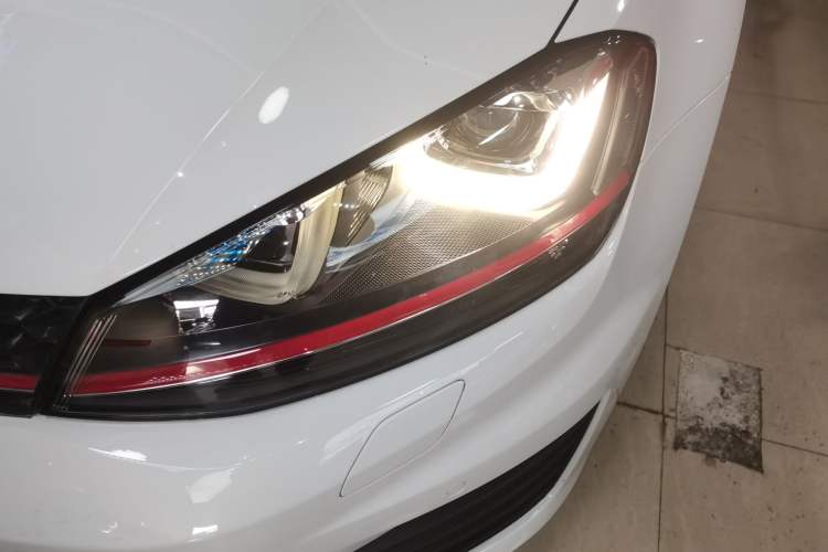 Used Volkswagen Golf GTI 2016 2.0 TSI GTI